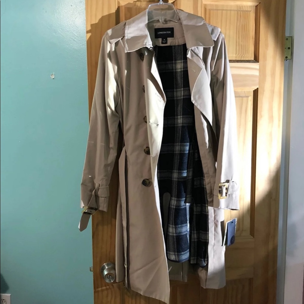 Tan long two layer trench coat